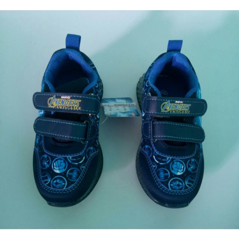 SEPATU MARVEL AVENGERS LED BATA TERBARU/SEPATU BATA  ANAK IMPORT/SEPATU ANAK LAKI2 NYALA