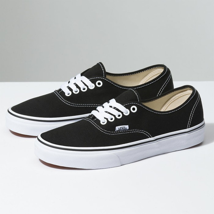 VANS AUTHENTIC black / red / navy