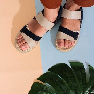 Keluaran Terbaru Donatello BL624703 Sandal Wanita Keluaran Terbaru Donatello BL624703 Sandal Wanita