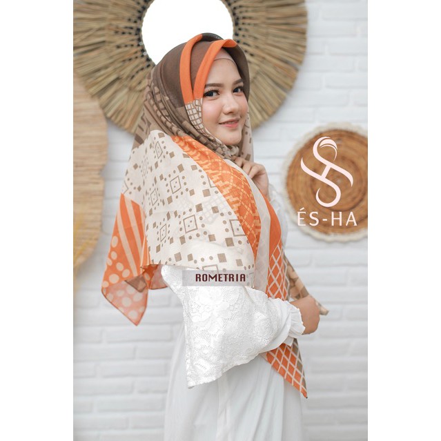 HIJAB SEGIEMPAT  MOTIF ORIGINAL by ES_HA / SEGIEMPAT VOAL ROMETRIA / SYAFA HIJAB
