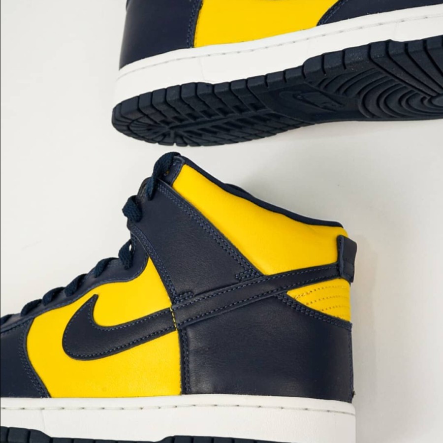 Dunk High Michigan