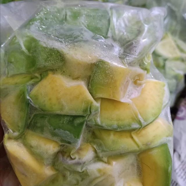 

ALPUKAT MENTEGA BEKU 100 gr / ALPUKAT FROZEN / ALPUKAT MENTEGA / ALPUKAT MENTEGA BEKU