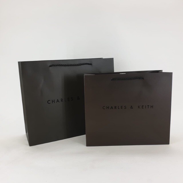

(TERLARIS) BUKU & ALAT TULIS BUNGKUS KADO PAPERBAG BOX CNK CHARLESKEITH PEDROO