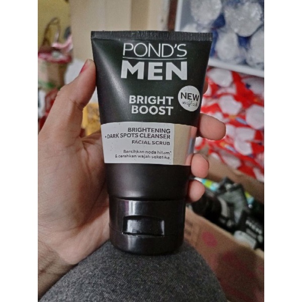 ponds men bright boost facial scrub 100 gr