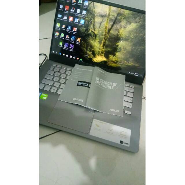 Laptop Asus Vivobook s s430FN core i3VGA