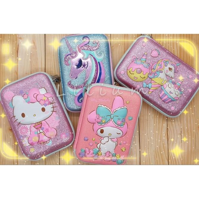 

BAYAR DITEMPAT Kotak Pensil Hardcase Glitter Hello Kitty Melody Unicorn GL07 GL08 GL0/TEMPAT PENSIL AESTHETIC/TEMPAT PENSIL ANAK PEREMPUAN/TEMPAT PENSIL LUCU/TEMPAT PENSIL 3D/TEMPAT PENSIL TRANSPARAN/TEMPAT PENSIL LUCU/TEMPAT PENSIL KOREA/TEMPAT PENSIL