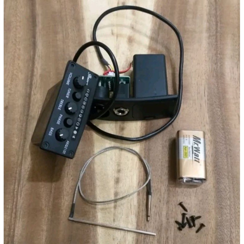 Preamp Equalizer Ibanez AEQ 210T Tonabnehmersystem Not Fishman Isys Presys Blend