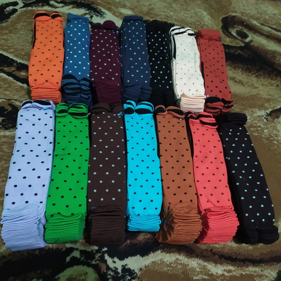 KAOS KAKI JEMPOL POLKADOT /KAOS KAKI JEMPOL MOTIF POLKADOT / KAOS KAKI MUSLIMAH PANJANG WARNA RANDOM SIZE,L