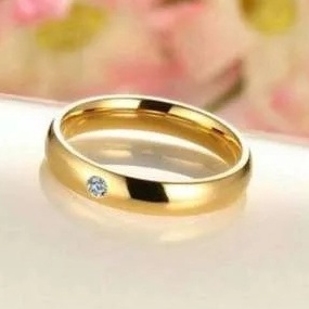 Cincin Titanium / Couple/ Tunangan Mata Satu Warna Kuning