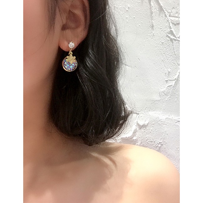 LRC Anting Tusuk Fashion Color Geometric Laser Crystal Snowflake Earrings D73390