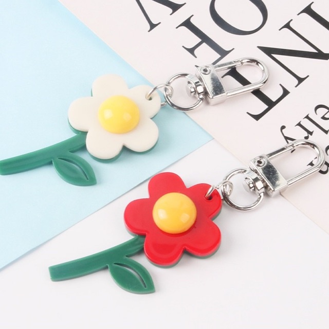 READY! Gantungan Ganci Casing Hp [AKRILIK BEAR / DAISY / BUTTERFLY] SEMUA CASE HP KEYCHAIN KEY CHAIN