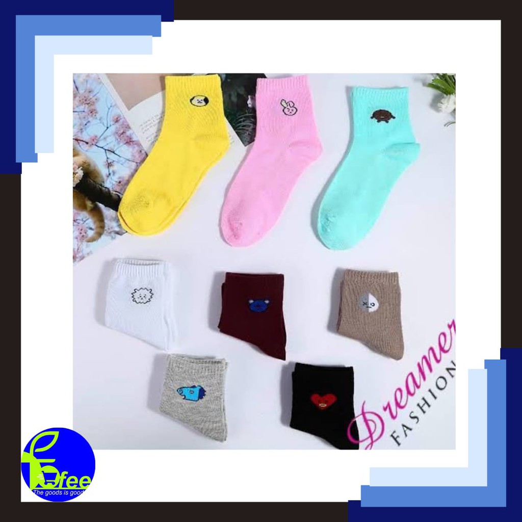 [IMPORT] -Kaos Kaki Panjang Kpop Bt21