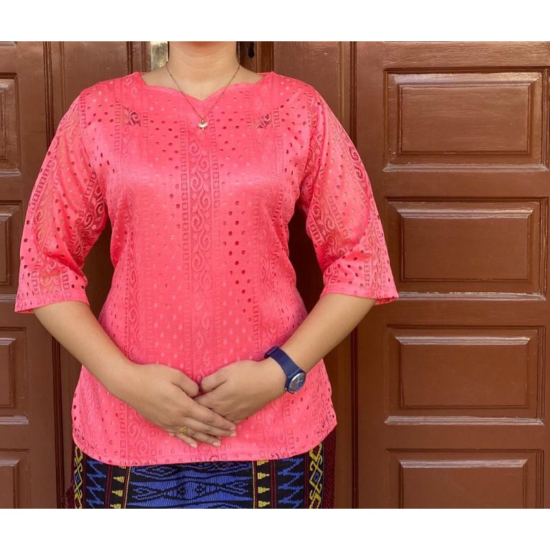Atasan renda katun bolong Furing katun