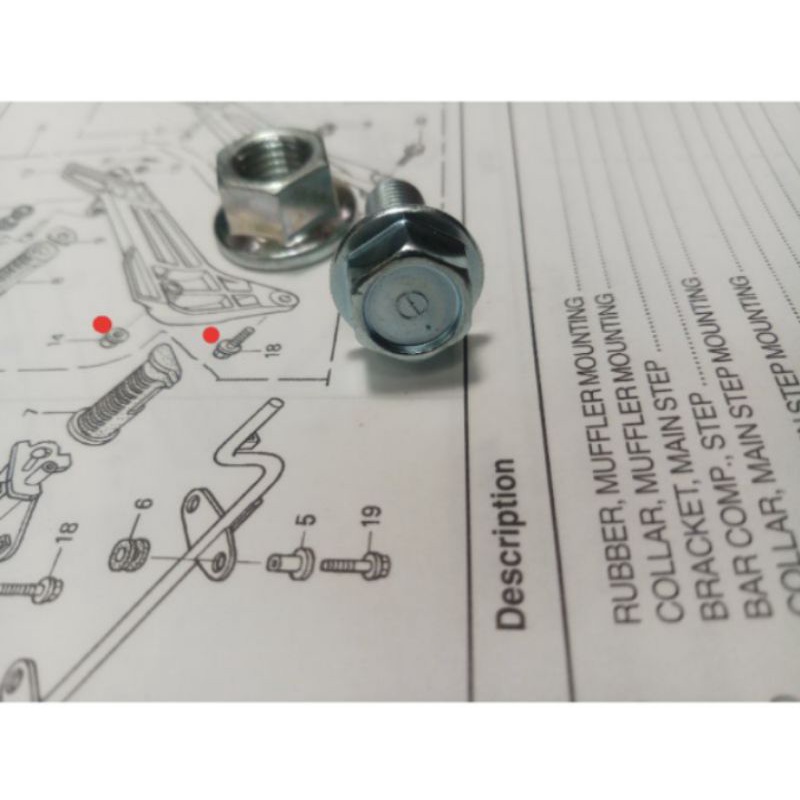 Baut braket dudukan step kanan Honda Kirana 125 kharisma Supra x 125 original