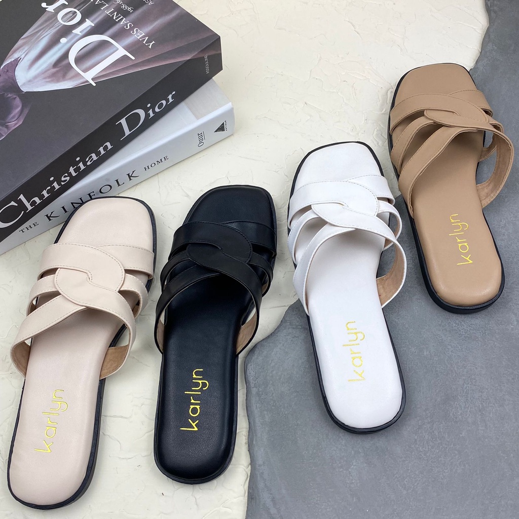 Karlyn Joan Sandal Flat Wanita