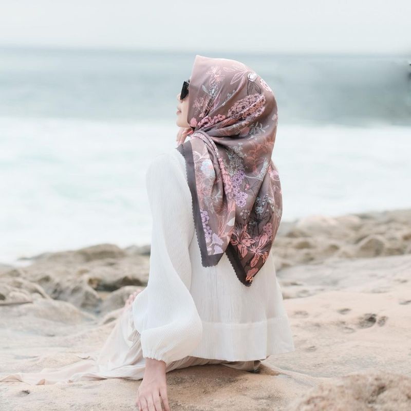 premium pleats blouse by vanilla hijab