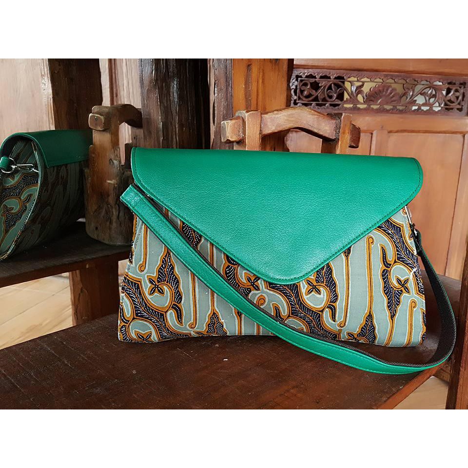 TAS WANITA BATIK TULIS KOMBINASI KULIT 5158