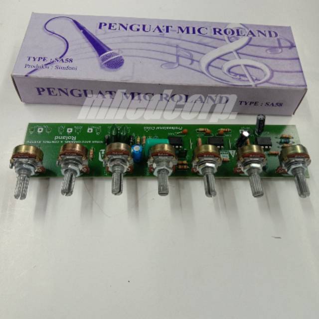 Penguat mic roland