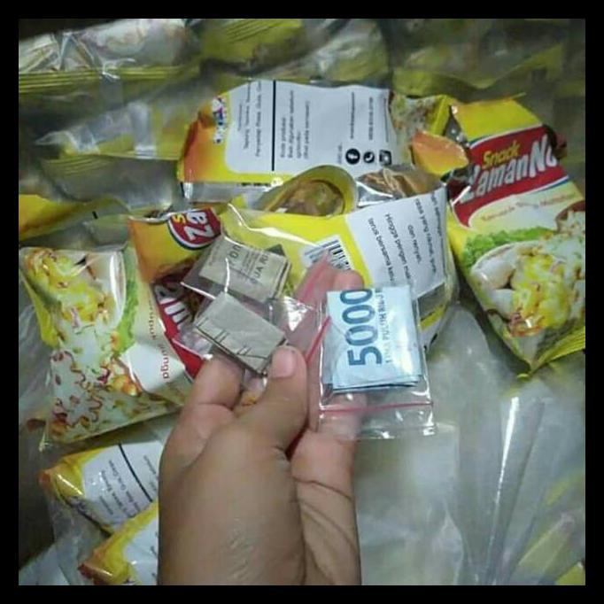 

Snack Zaman Now Berhadiah Emas Dan Uang Tunai / Ciki Termurah / Snack Berhadiah / Snack Viral