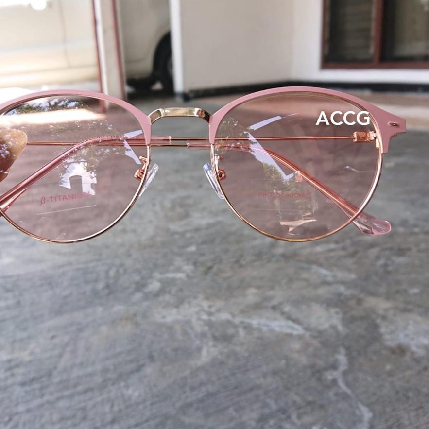 Update Kacamata Photocromic Anti Radiasi Sinar UV Kacamata Gaya Wanita Pria Korean Photocromic Plus 