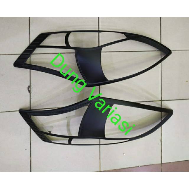 Garnish lampu depan Ertiga lama hitam &amp; chrome / head lamp garnish jsl