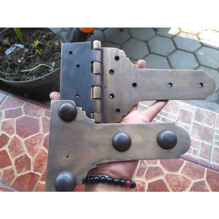 solid brass door hinges / engsel pintu gerbang kuningan antik 02 Asli