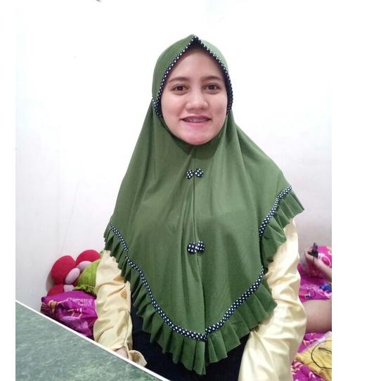 Menarik.. Jilbab Bergo Warna Army