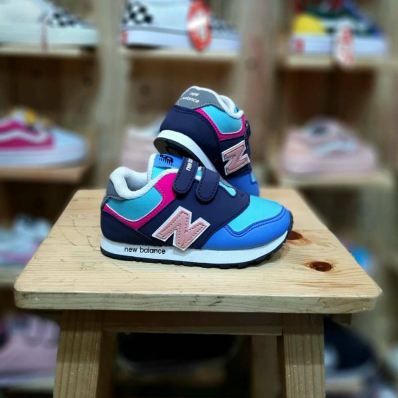 New balance kids