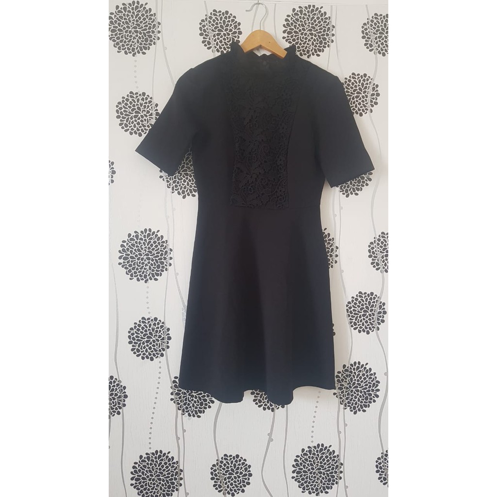 Dress Wanita Zara Hitam Polos Kombinasi Brokat Kerah Kerut Preloved Murah