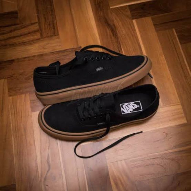 vans hitam coklat sepatu sneakers fashion