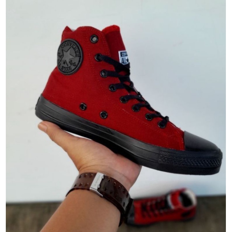 Sepatu high boot