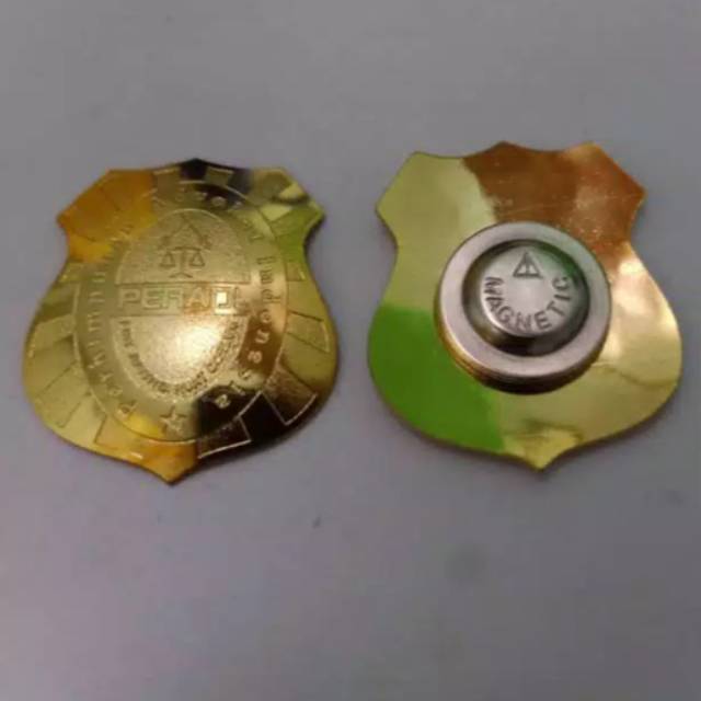 Pin PERADI Advokat Lencana Mini PERADI Persegi Lima Kuningan ASLI Sepuh Emas Magnet Kwalitas PREMIUM