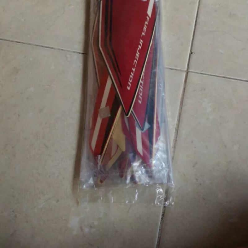 STRIPING LES BODY NEW VIXION ADVANCE 2015 TANGKI HITAM