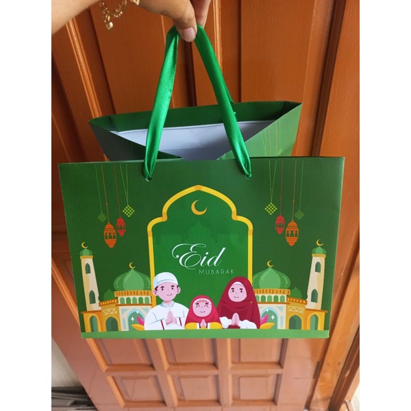 

paperbag ukuran 28-28-20