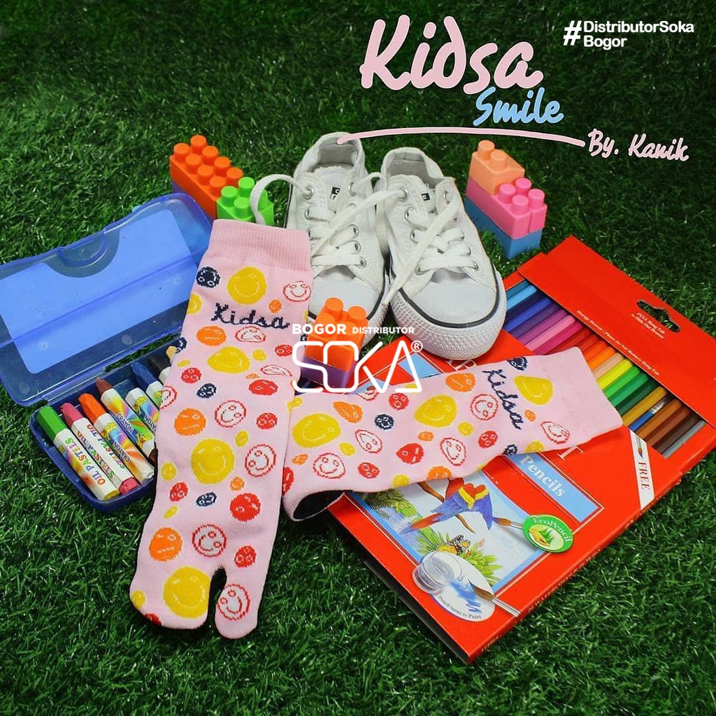 Kanik Kidsa Motif Smile - Kaos Kaki Anak Jempol Telapak Hitam