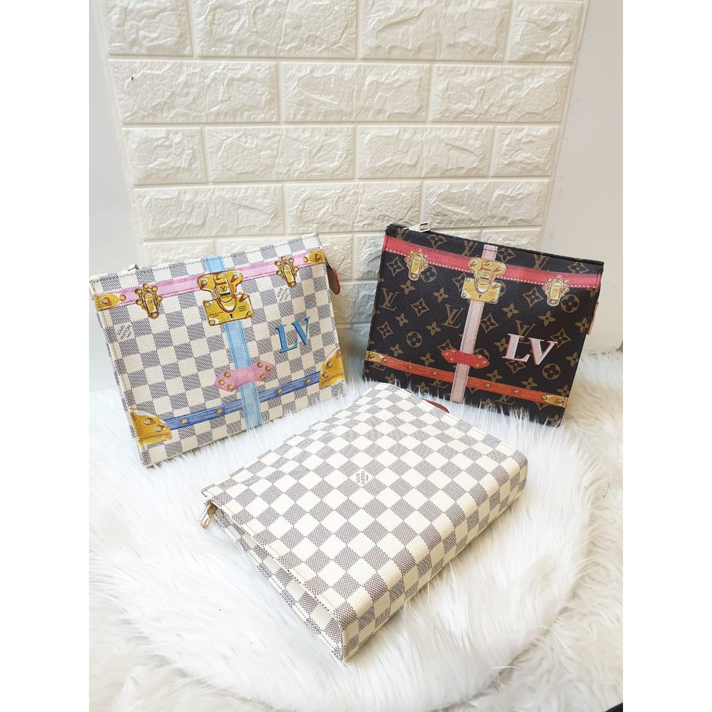 Clutch Lv. Trunk uk. 24 x 6 x 20  (Free Box, Dustbag Lv & Receipt HK)