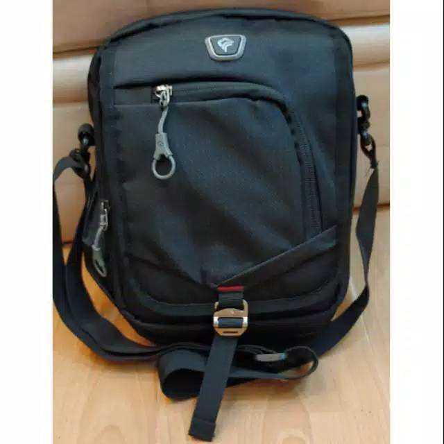 Tas Selempang Forester 10124