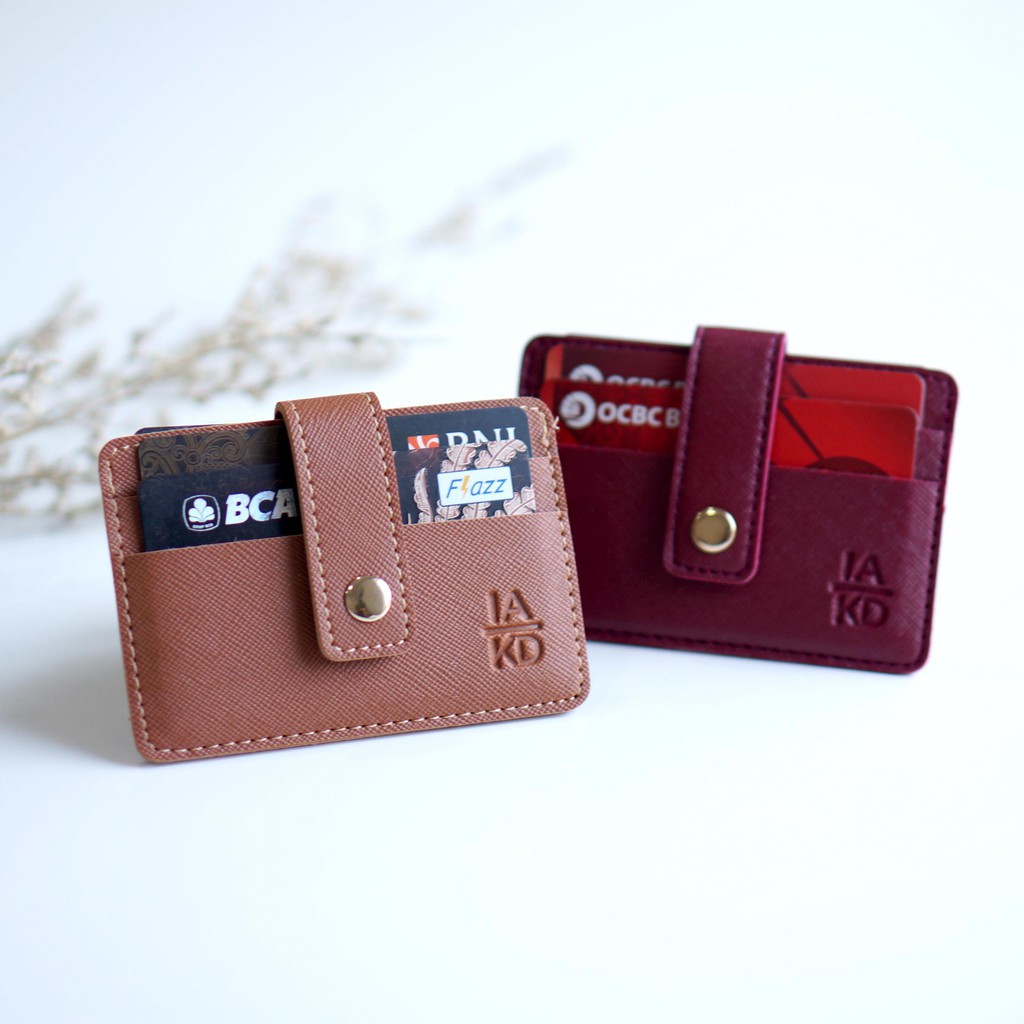 

Alike Card Holder