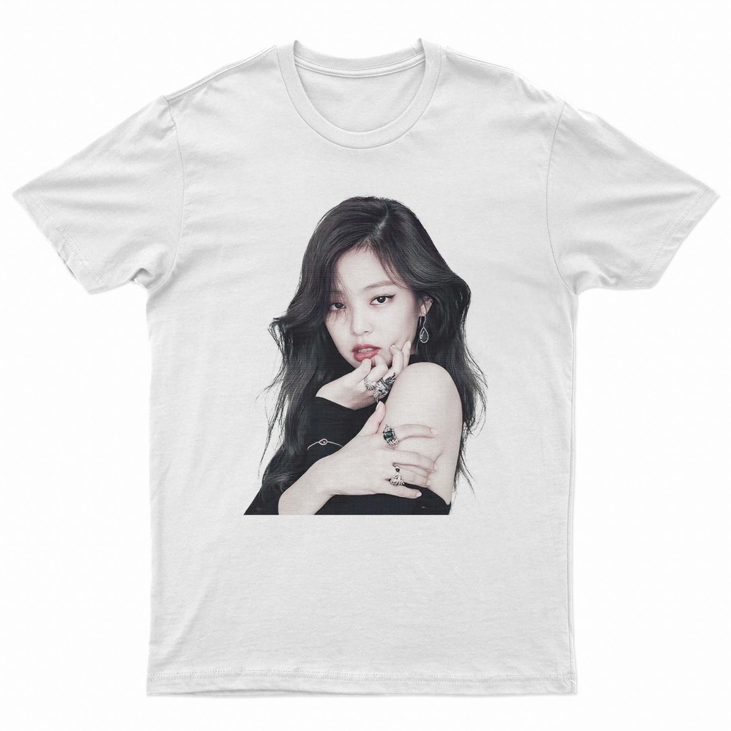GDPPJN324 Kaos Distro Korea Blackpink Jennie Poster Kaos Distro Lengan Pendek Combed 30s Putih