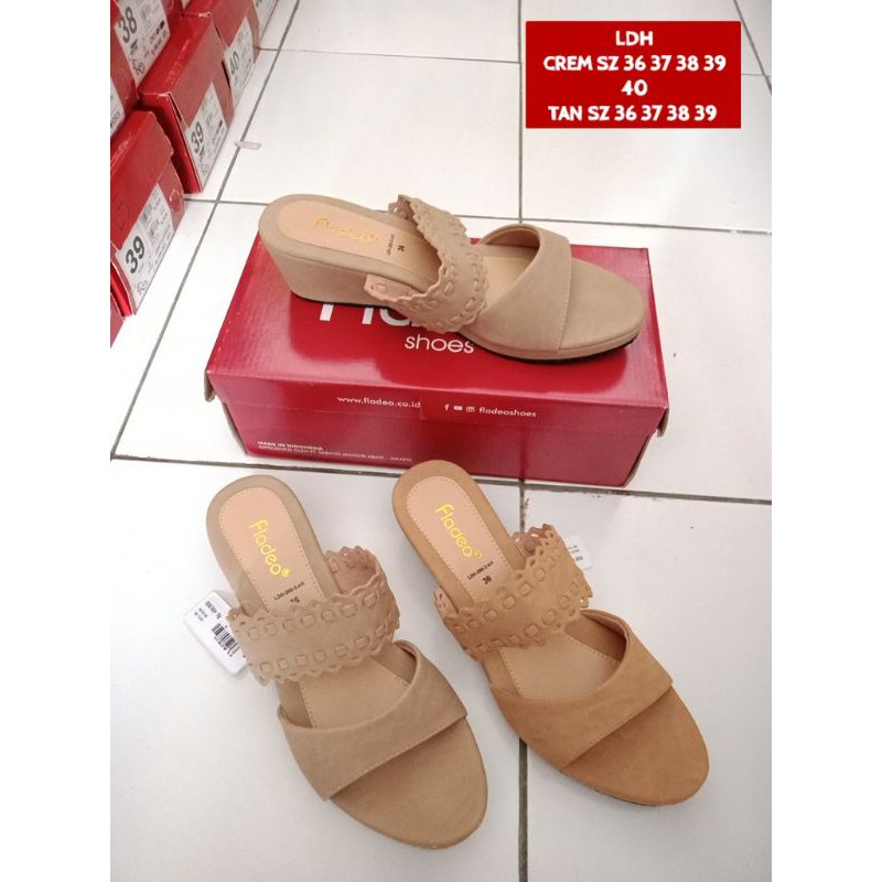SANDAL BRANDED MATAHARI WANITA FLADEO LDH