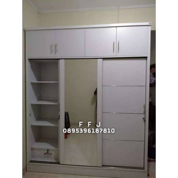 lemari 3 pintu besar lemari pakaian sliding lemari pakaian minimalis cat Duco
