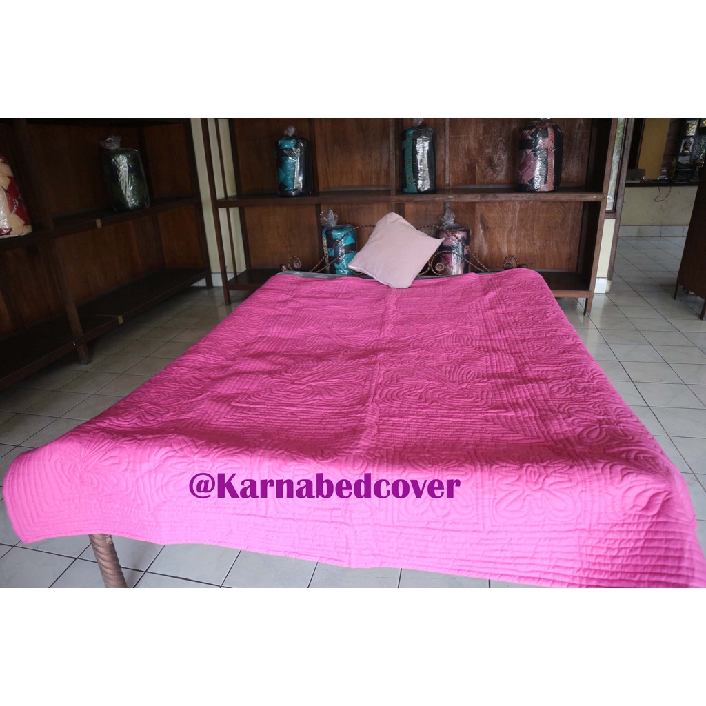 Bedcover Polos Bali Double 200 x 245 Warna PINK (Merah Muda) Motif Pola Bunga Pucuk Bali Kain Katun 