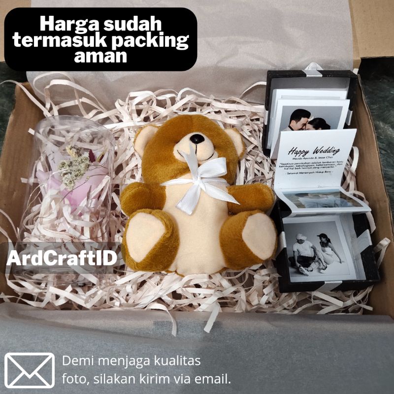 Kado Untuk Pacar (Boneka + Flower in Bottle + Photo Box)