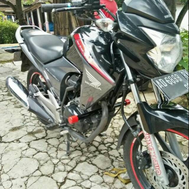 Tubular Engine guard lurus New Megapro