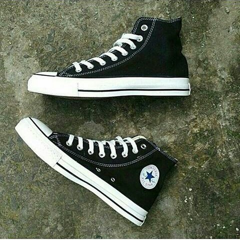 sepatu-seneaker-sepatu cowok-sepatu pria-sepatu tali-sepatu all star-sepatu convers-