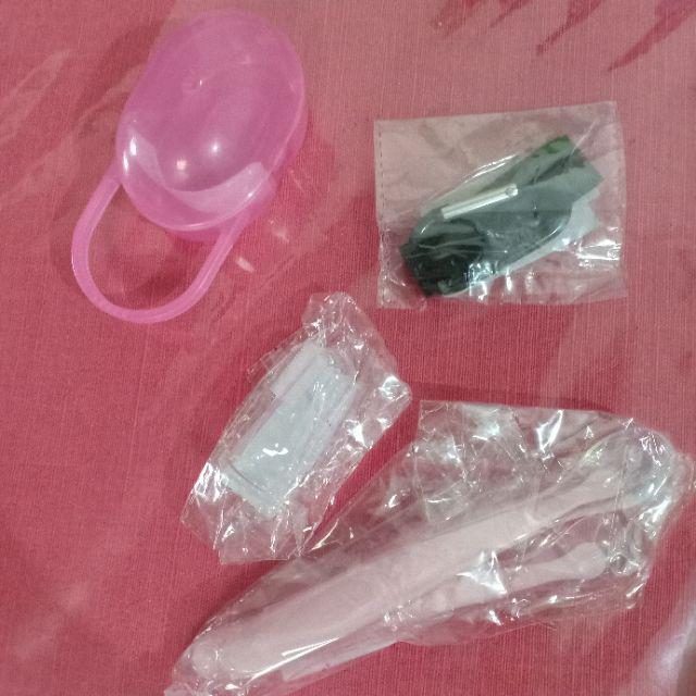 Kotak Tempat Menyimpan Dot & Empeng Model Oval