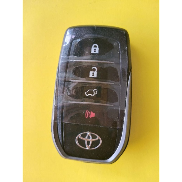 kunci remote smart key toyota land cruisser