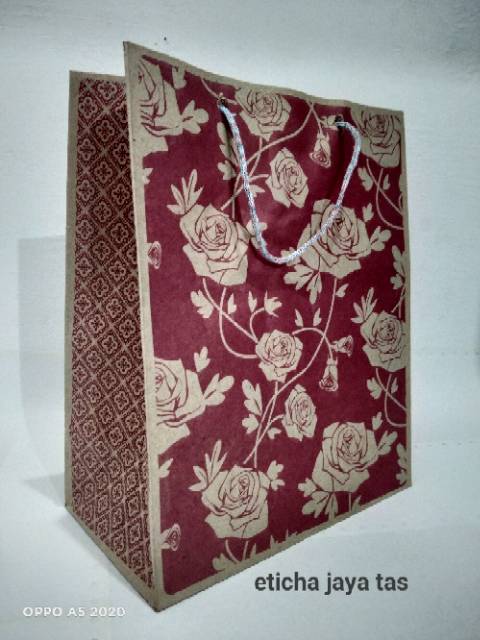 Paperbag/tas kertas motif ( 20x10x25)