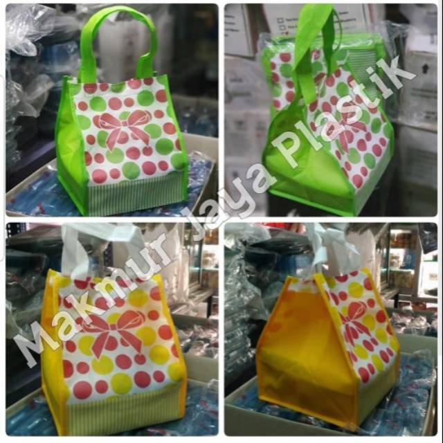 TAS KAIN SPUNBOND MOTIF GOODIE BAG / TAS DUS BESEK HAJATAN 20 x 20 TEBAL