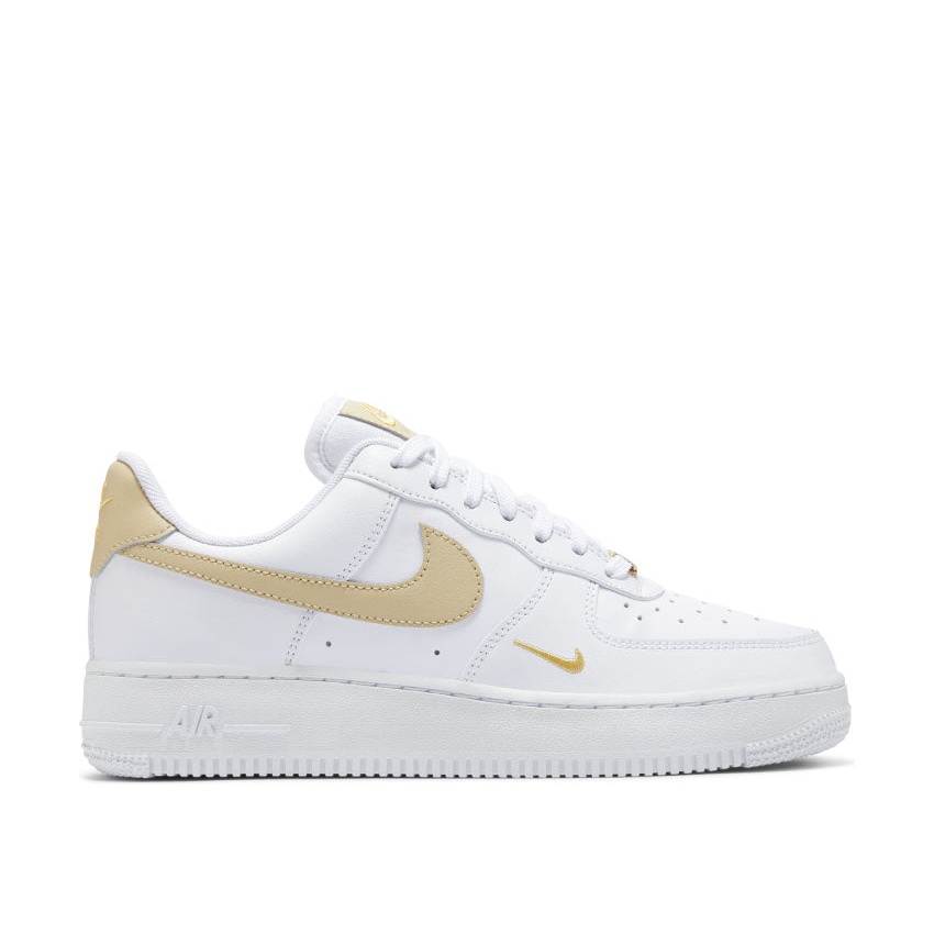 Sepatu Sneaker Air Force 1 Essential White Gold Original